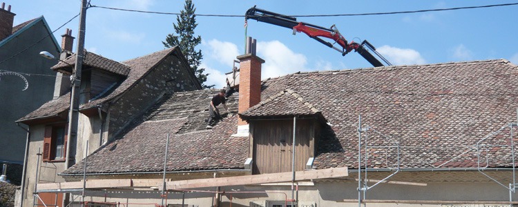 Travaux de charpente couverture zinguerie _ Monestier de Clermont (1)