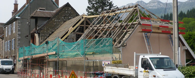 Travaux de charpente couverture zinguerie _ Monestier de Clermont (3)